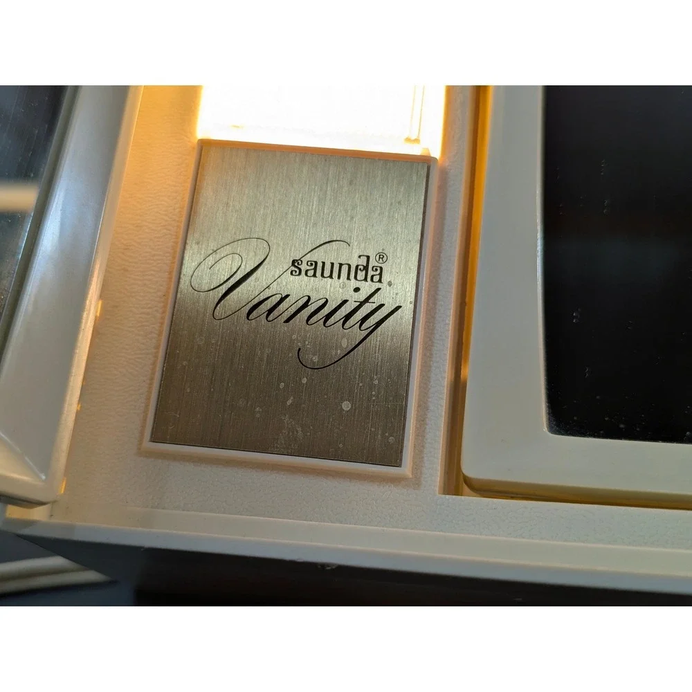 Vintage Saunda Vanity Lighted 3-Way Portable Makeup Mirror Magnifying 110V Box